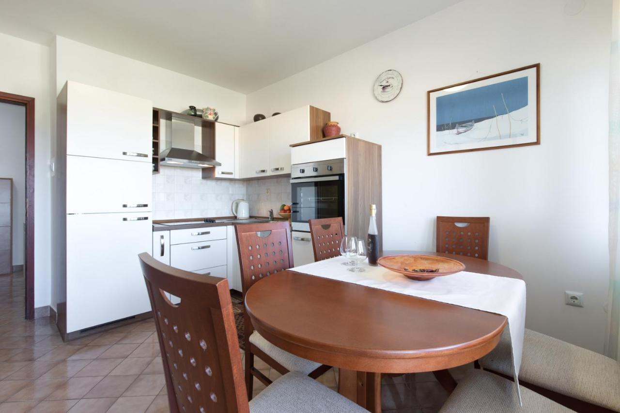 Apartmani Paradiso Đảo Krk Ngoại thất bức ảnh