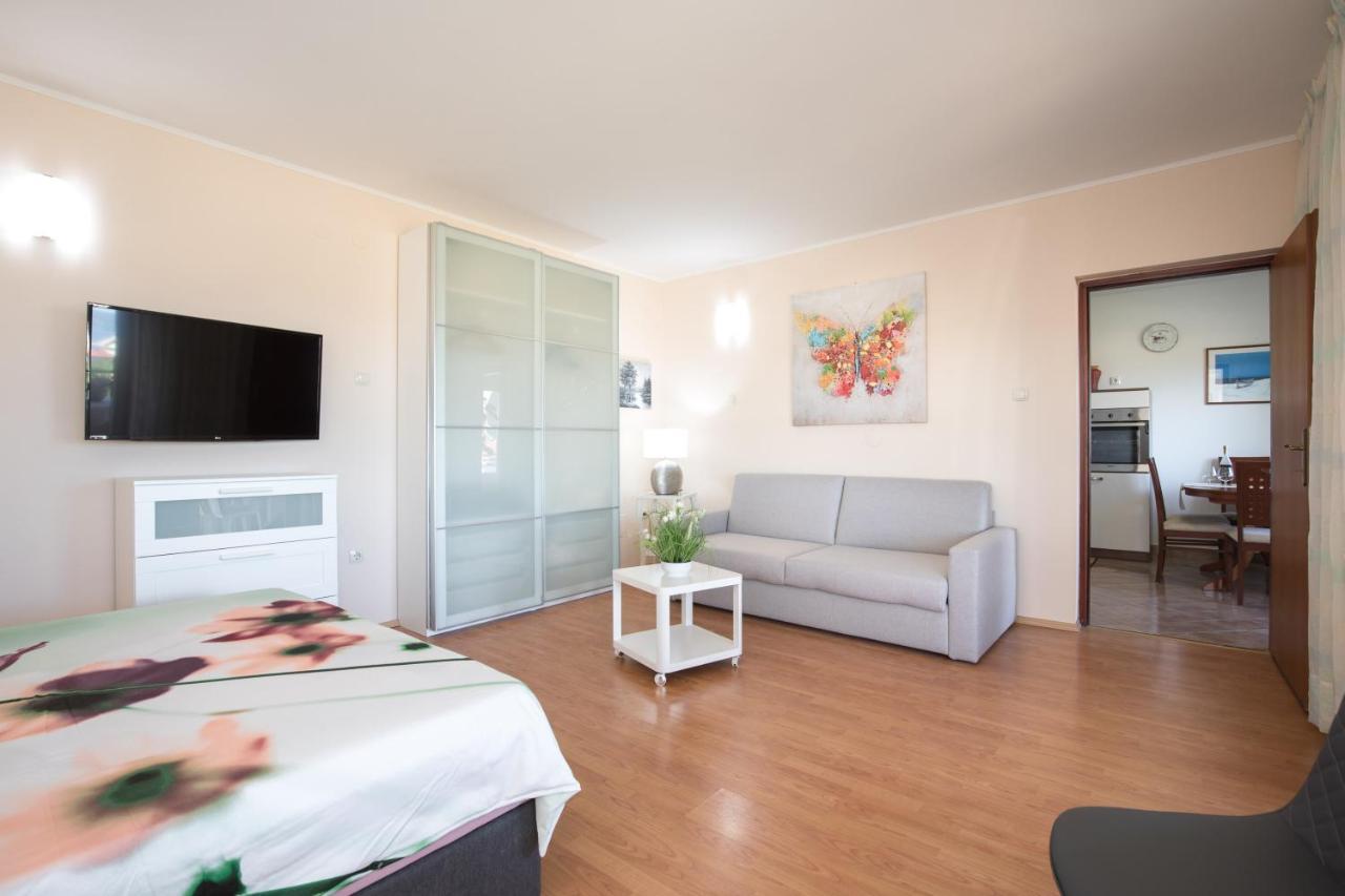 Apartmani Paradiso Đảo Krk Ngoại thất bức ảnh