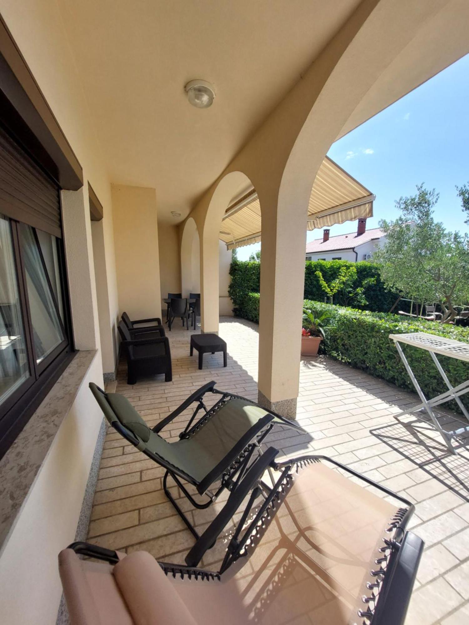 Apartmani Paradiso Đảo Krk Ngoại thất bức ảnh